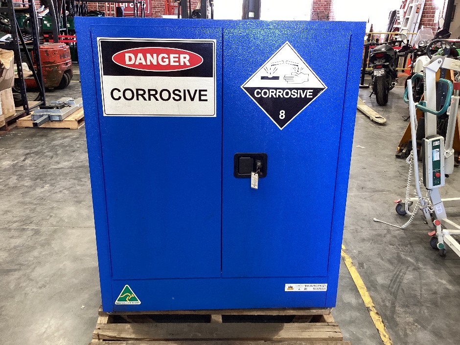 Corrosive Class 8 Metal Storage Cabinet