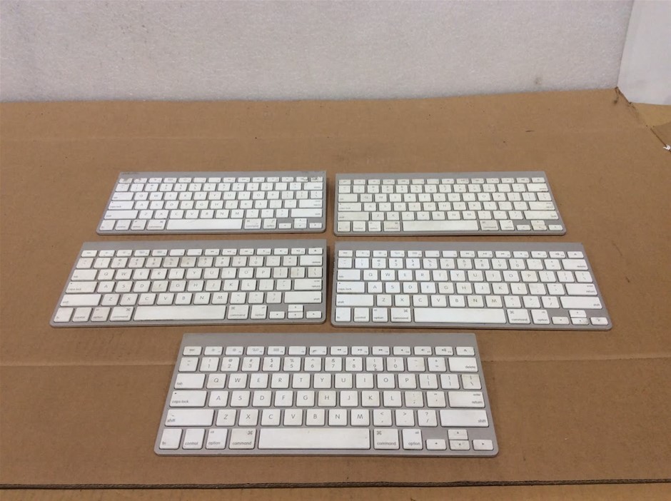 Apple Wireless Keyboard (A1314) Keyboards (Lot of 5)