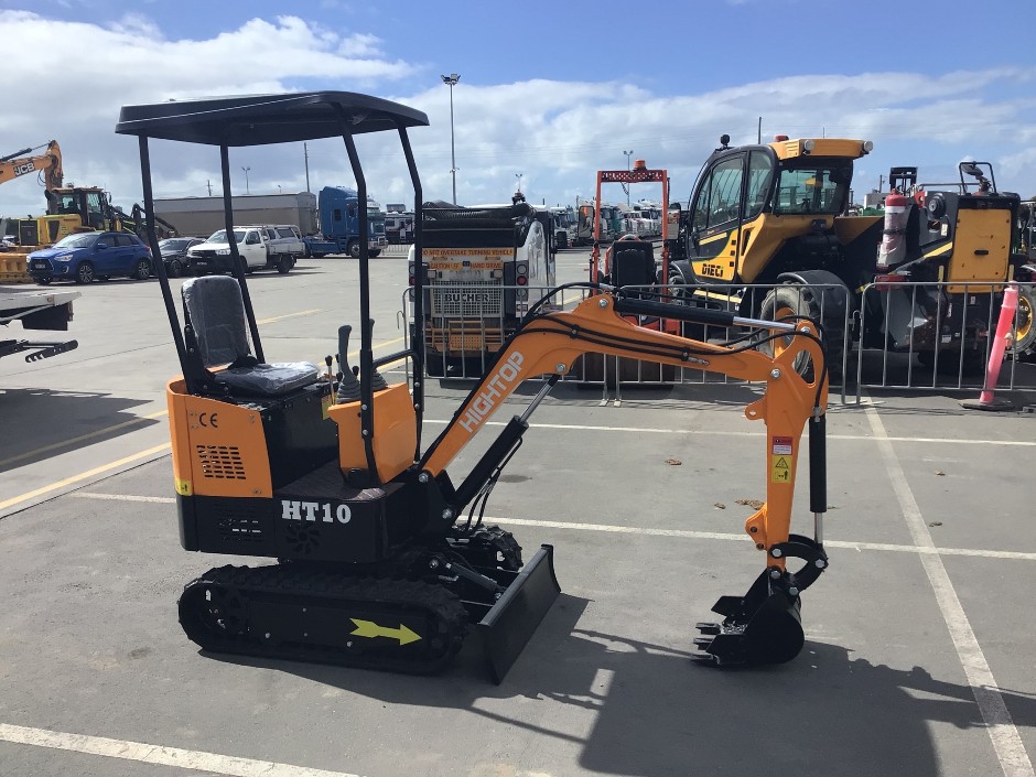 1T Hightop HT10 Excavator