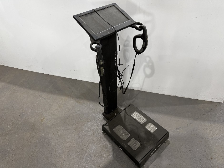 <p>Body Composition Analyzer</p>