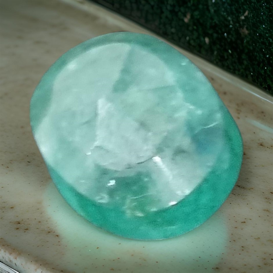 8.50 CARAT NATURAL GREEN EMERALD GEMSTONE
