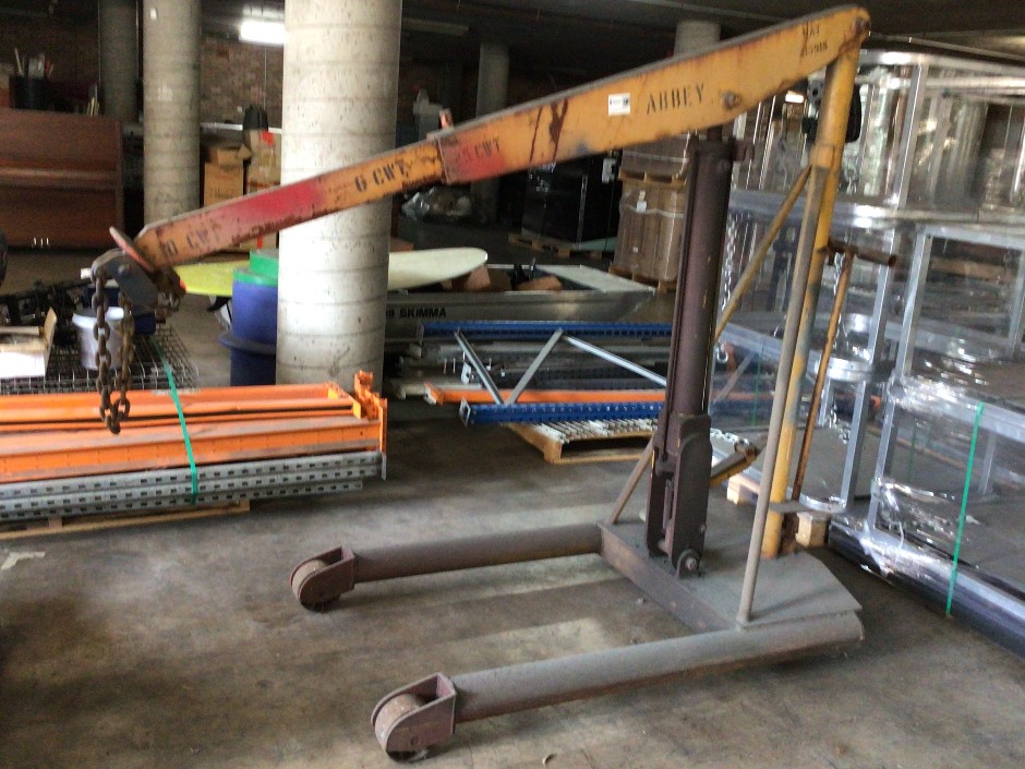 <p>Abbey Mobile Workshop Jib/Engine Crane</p>