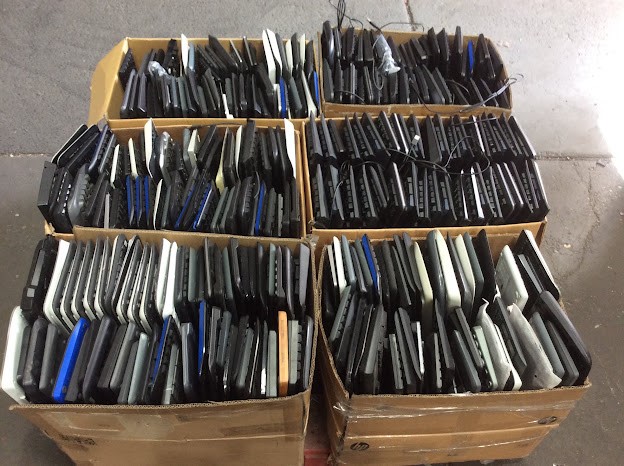 Mixed Brand and Model Computer Keyboard (Lot of 300)