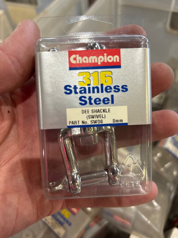Quantity Of Champion Swivel Dee Shackles