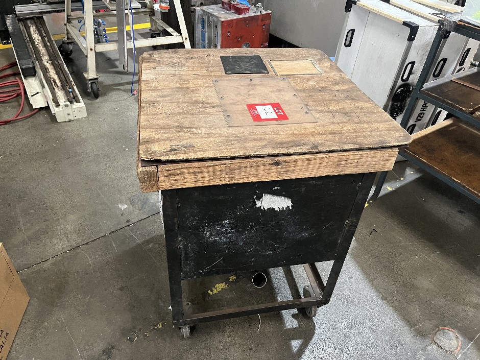 Mobile IndustrialBin/Trolley