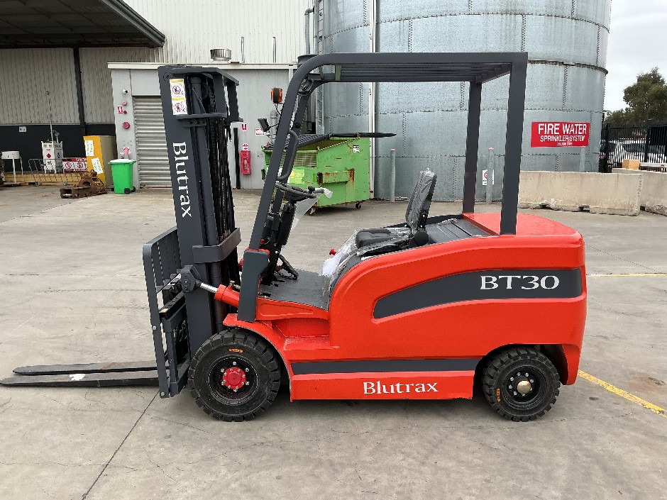 2026 Blutrax BT30 Electric Forklift