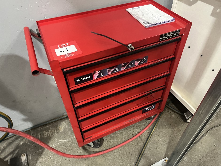 Mobile Tool Cabinet