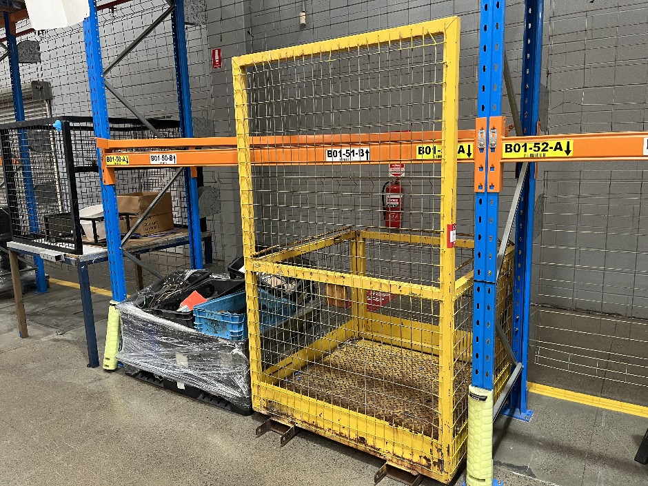 <p>Steel Stillage</p>