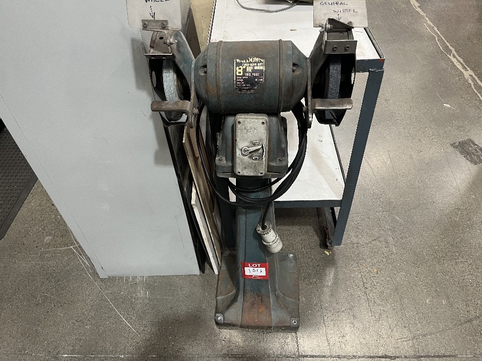 <p>Double Ended Pedestal Grinder</p>