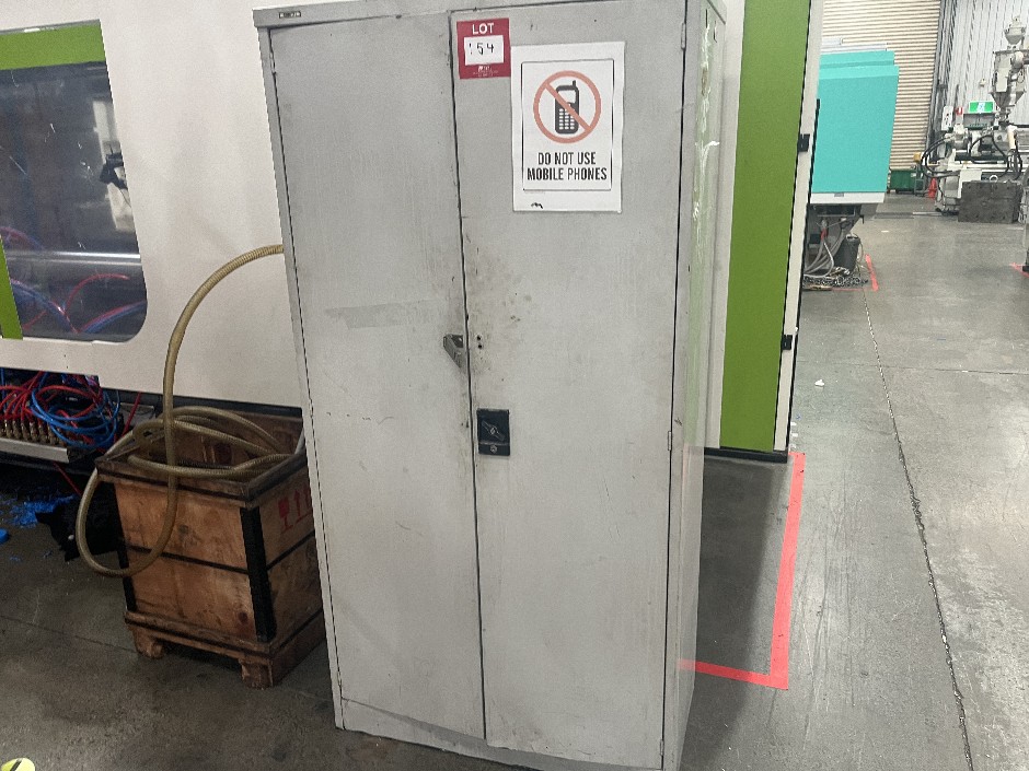 <p>2 Door Upright Storage Cabinet</p>