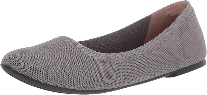 AMAZON ESSENTIALS Women's Knit Ballet Flat, US6/EU37/UK4, Light Grey.  Buye