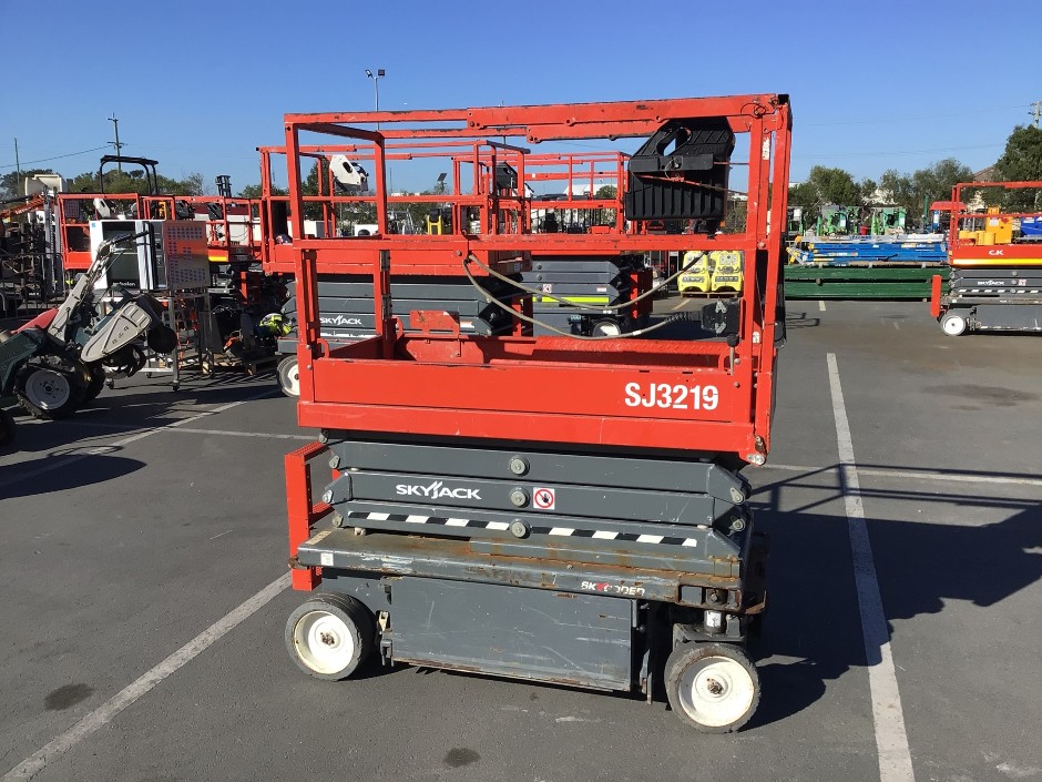 2021 Skyjack SJ3219 Scissor Lift
