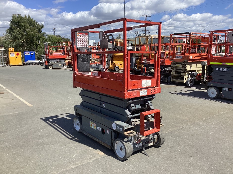 2013 Skyjack SJIII 3219 Electric Scissor Lift