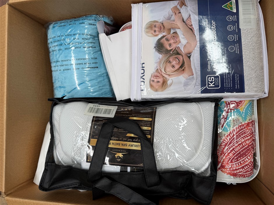 Assorted Box of Bedding Items incl: Bsheets, Mattress Protectors and more.