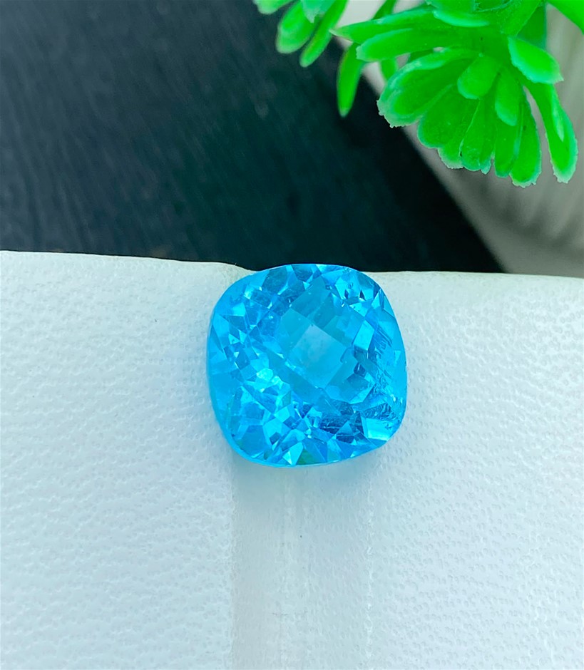 10.40 CT Quality Natural Swiss-Blue Topaz