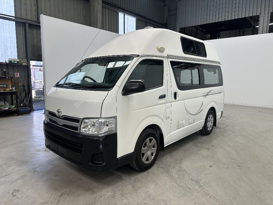 2011 Toyota Hiace High Roof Campervan