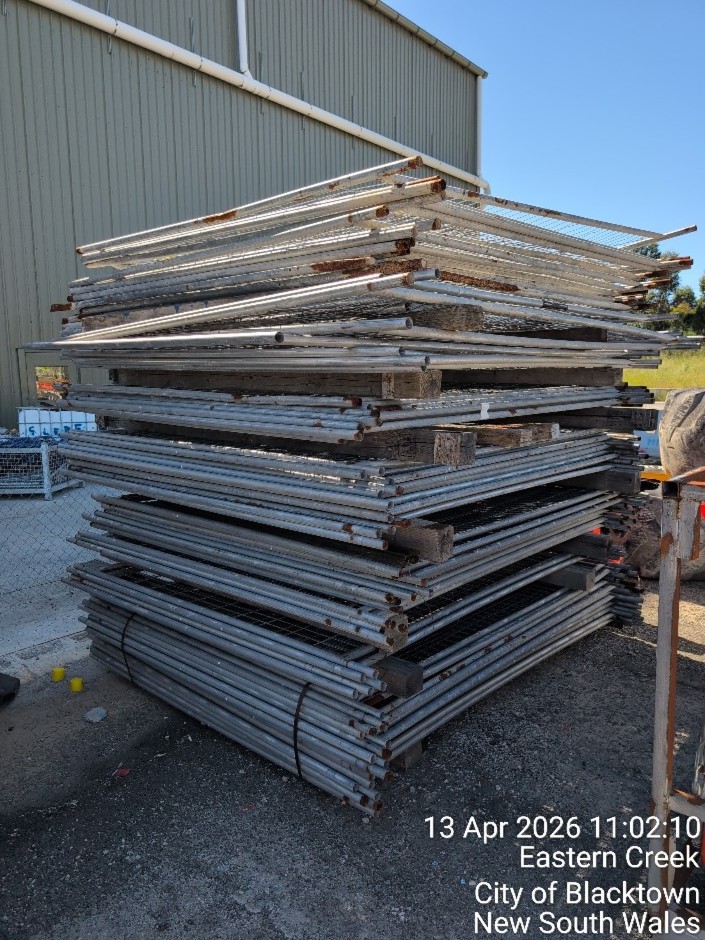TEMPORARY FENCE PANELS (Site ID: 73)
