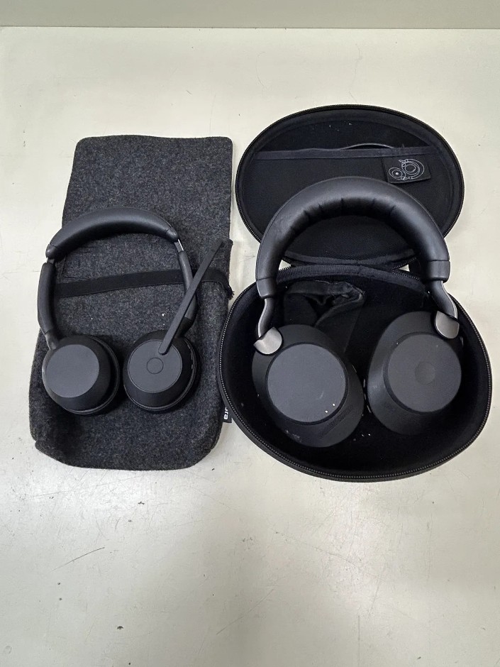 2 x Jabra Wireless Headphones