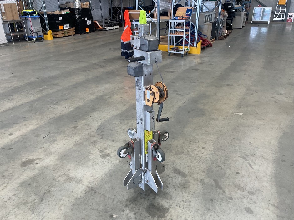 Material Hoist Mast with Pacific Breake Winch