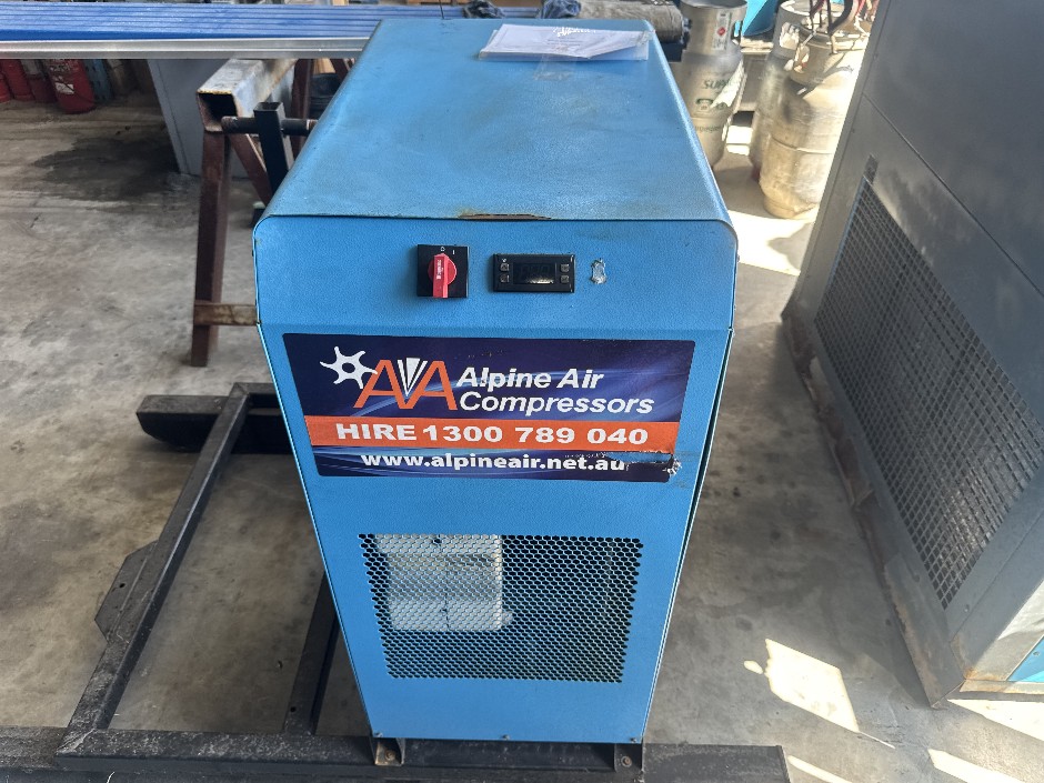 Boge DS100-2 (353cfm) Refrigerant Dryer