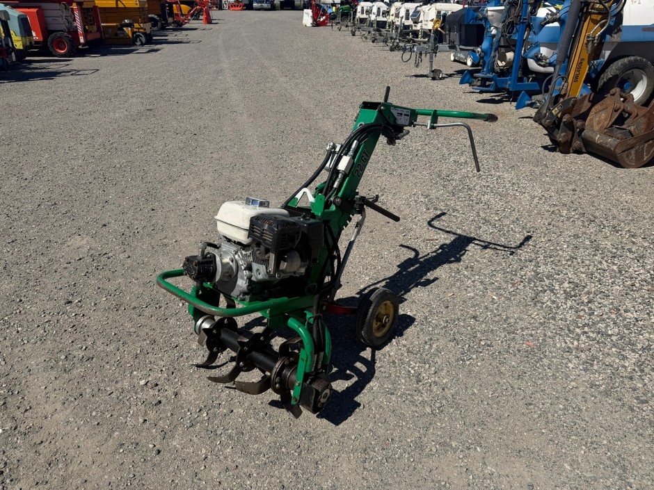 Red Roo Lawn Rotary Tiller