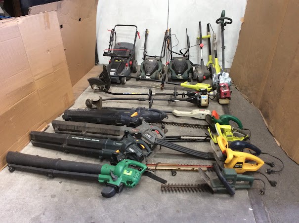 Ozito/Ryobi Electric Lawn & Garden Power Tools