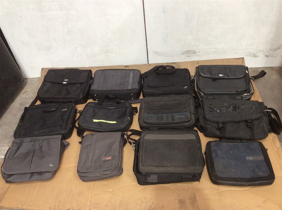 Mix Brand Mix Model Laptop Carry Bags (Lot of 12)