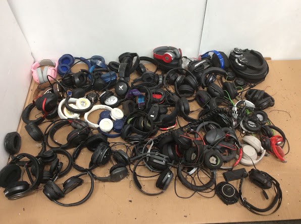 Mixed Brand and Model Headsets