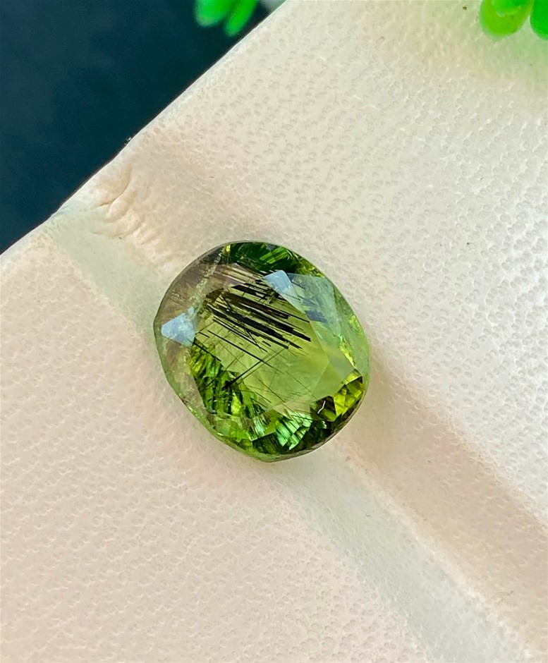 4.30 CT Splendid Natural Rare Ludwigite Peridot