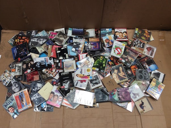 Mixed Assorted DVD / VCD / CD Movies