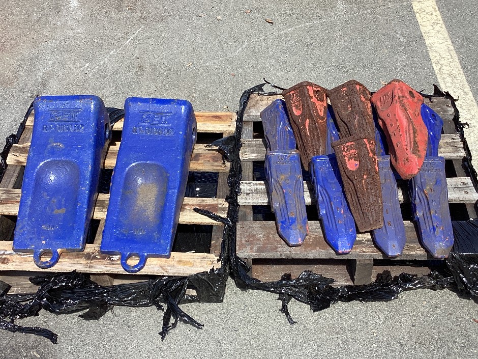 Earthmoving Machinery Attachment Parts x 2 Small Pallets