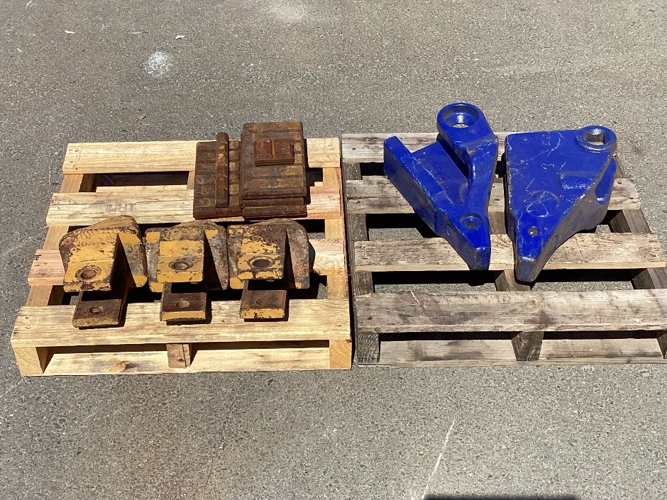 Earthmoving Machinery Attachment Parts x 2 Small Pallets
