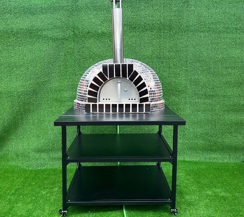 Premium Wood Fired Pizza Oven With Stand (2026 Unused)