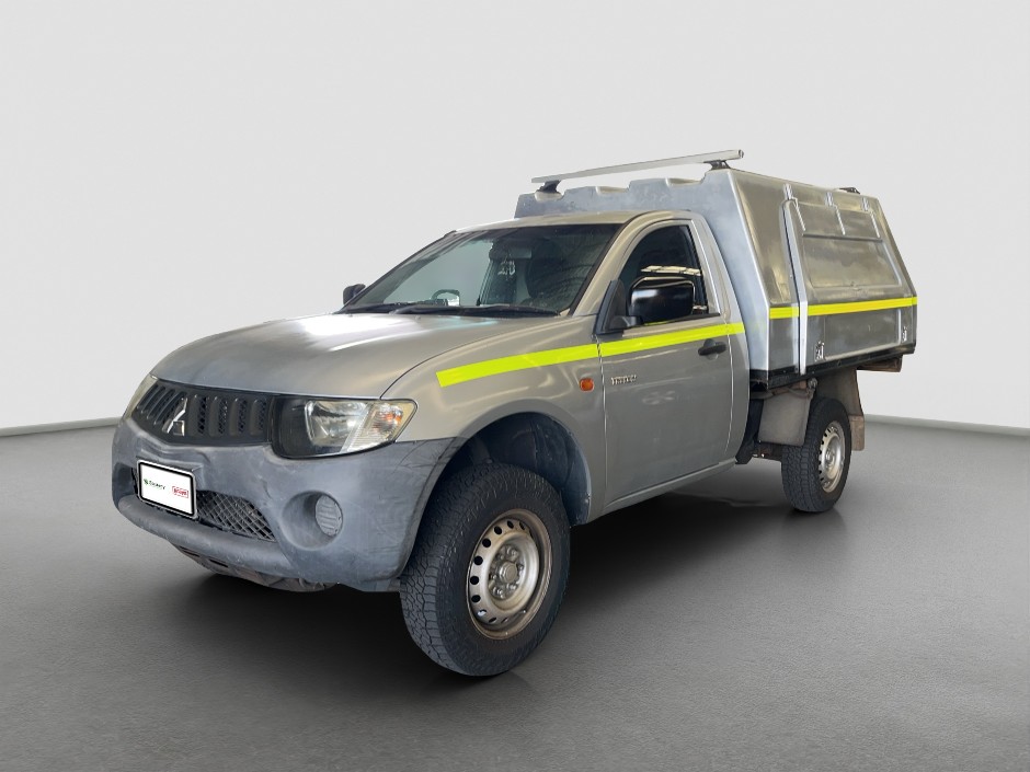 2008 Mitsubishi Triton GLX Petrol