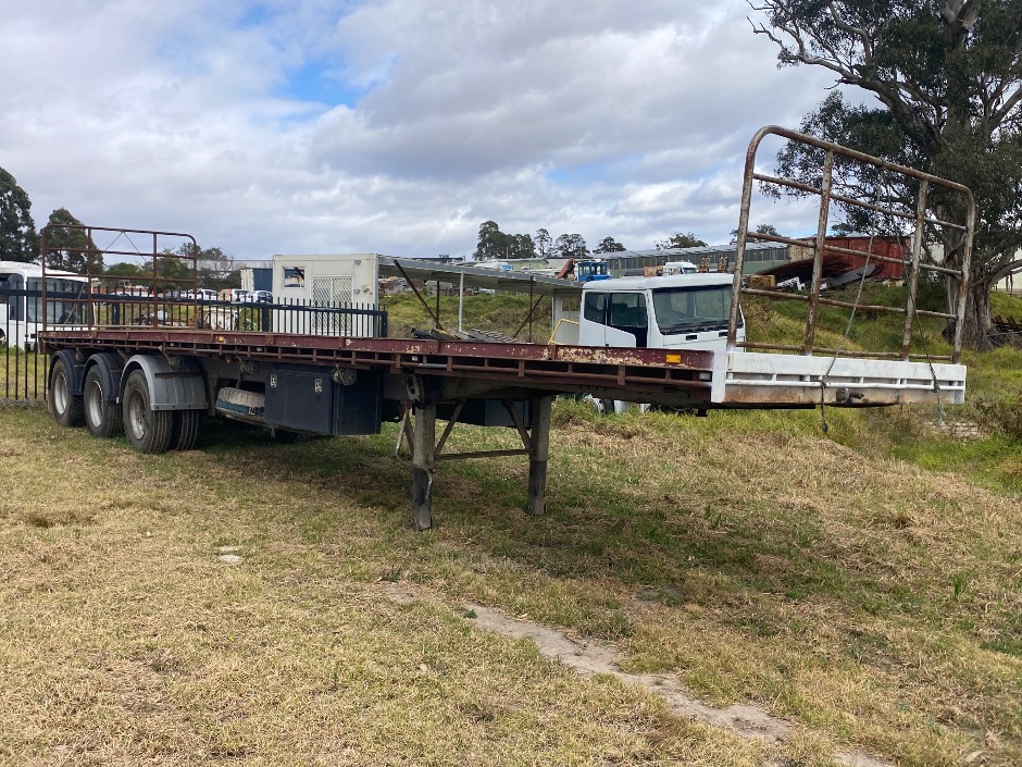 1978 McGrath 41' Tri-Axle Flat Top Trailer