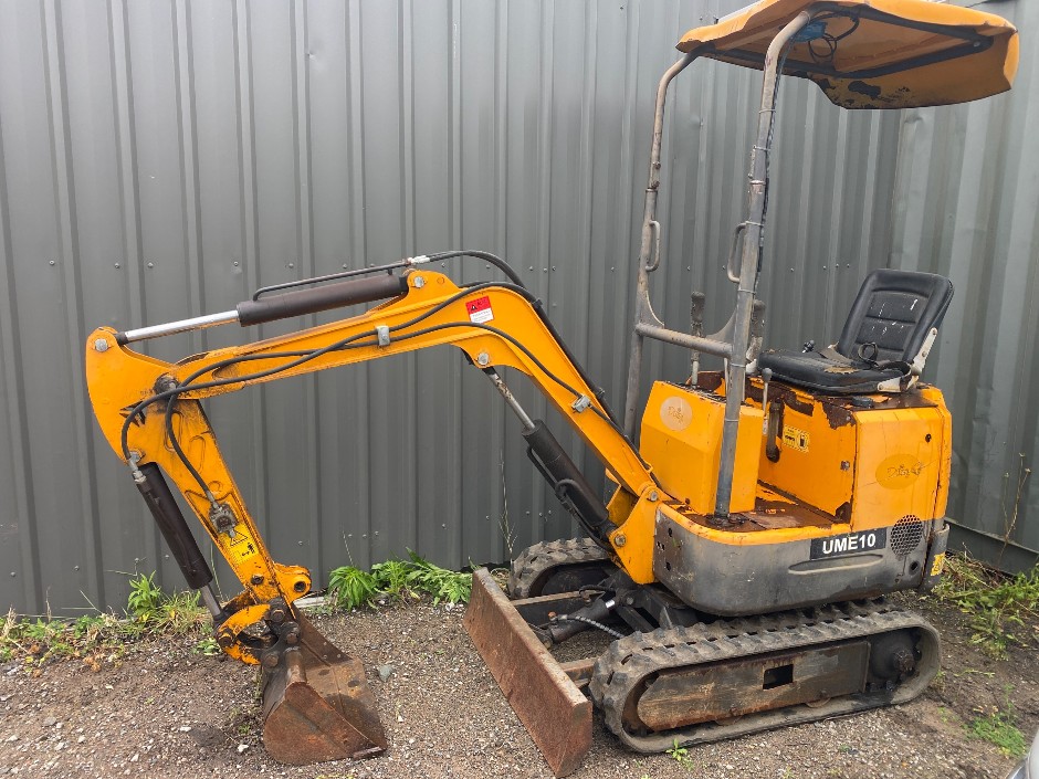 Rhinoceros Mini Excavator