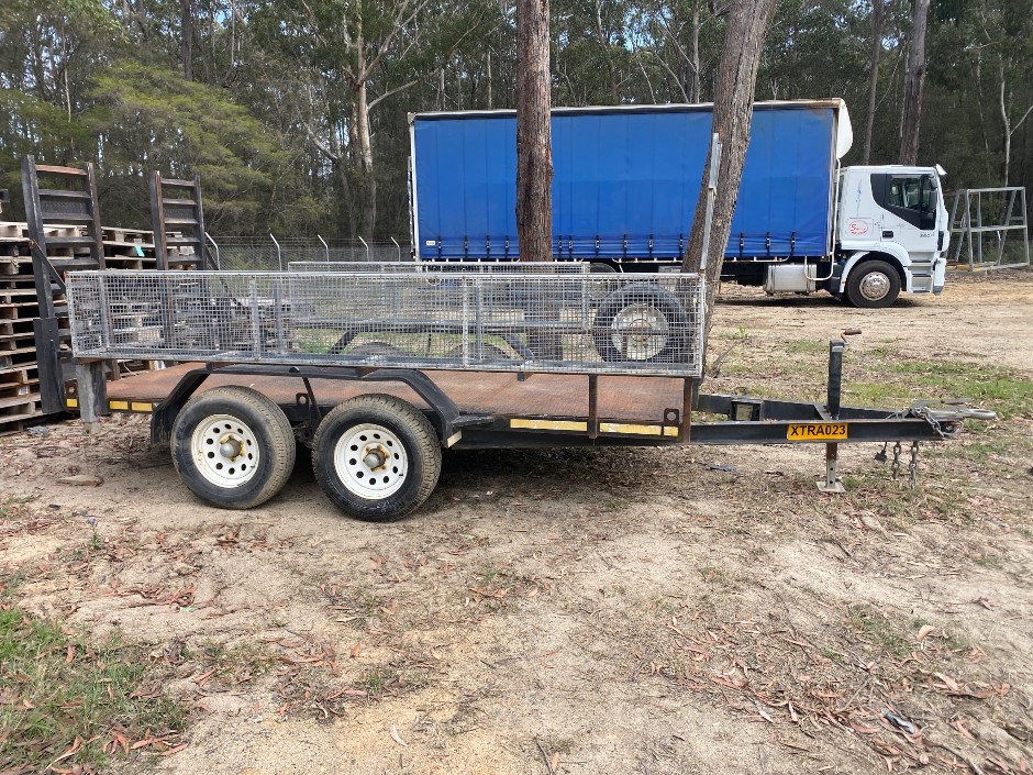 2017 ADZCO Dual Axle Plant Trailer