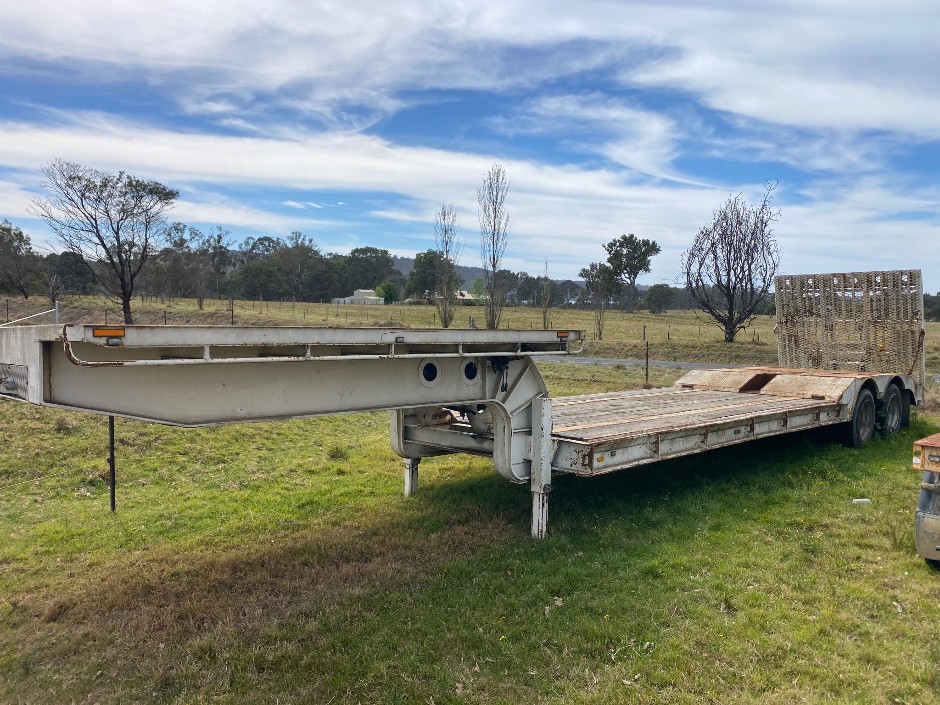 Bogie Axle Low Loader Trailer