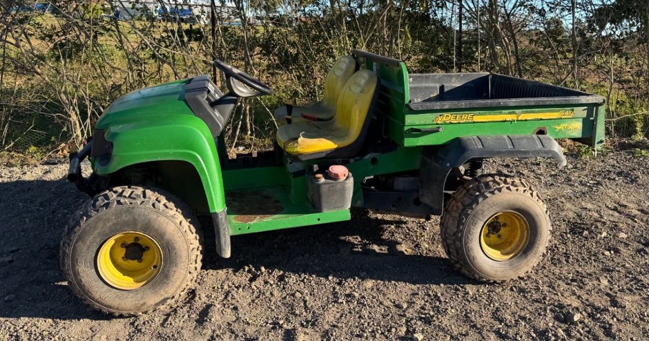 John Deere Gator HPX UTV