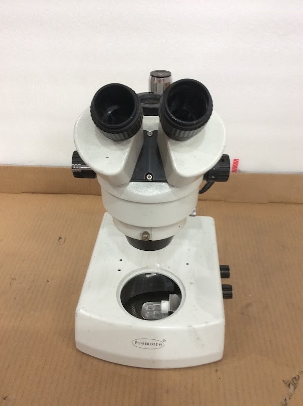 Premiere Professional Microscope
