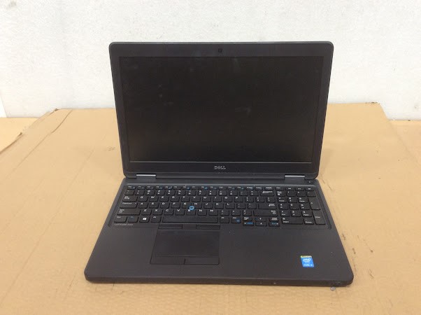 DELL Latitude E5550 Laptop i5-5200U 4GBRAM/500GB Black