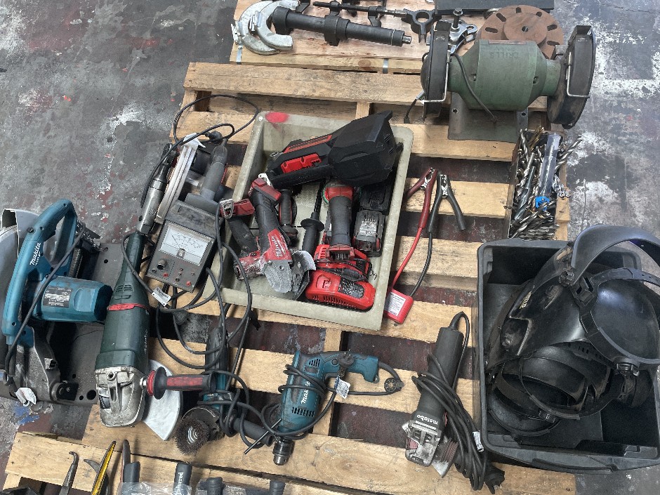 Power Tools and Accessories