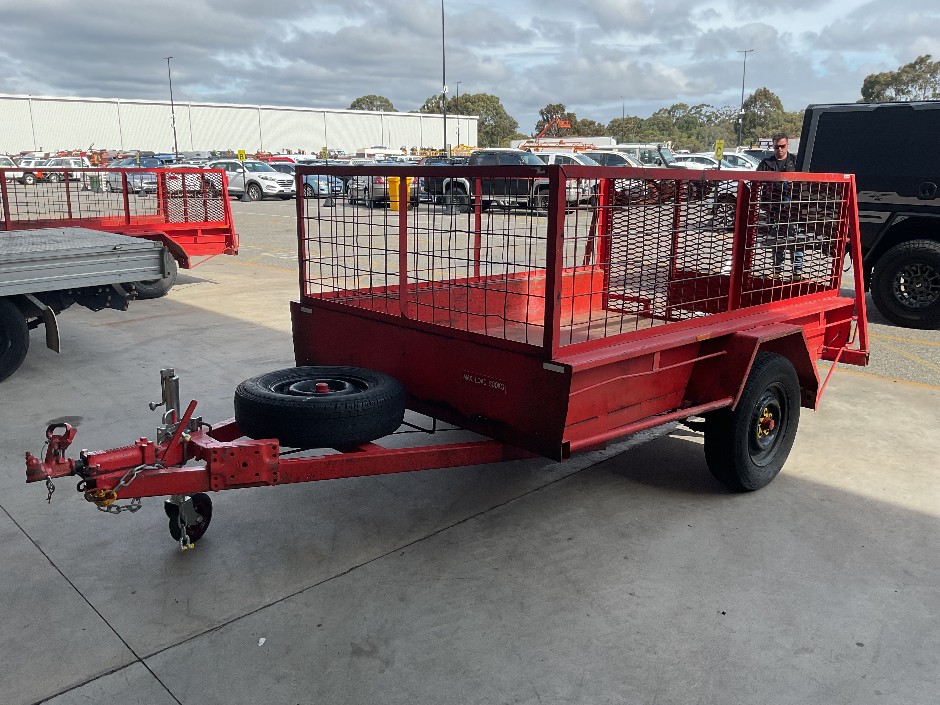 2010 Single Axel Cage Trailer