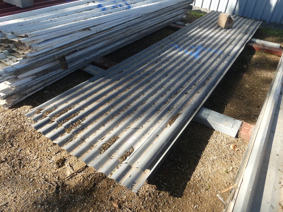 Colour Bond Ripple iron Roofing Sheets