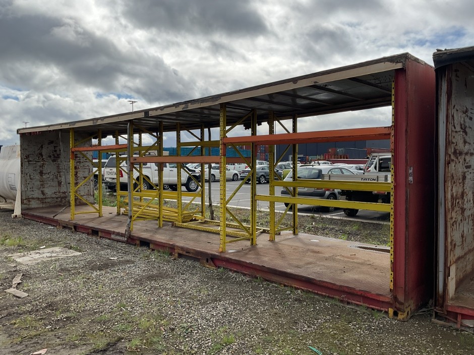 1993 Freighter 40 ft Rail Tautliner ( No Curtains)