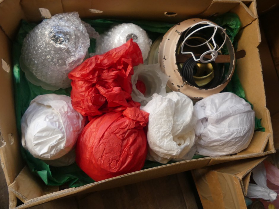 Antique & Vintage Ceramics And Collectables