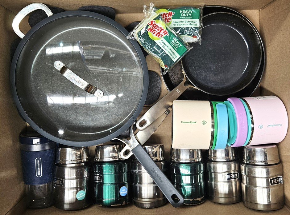 Assorted Kitchen Products, Incl: TRAMONTINA, THERMOS & More. N.B: Some have