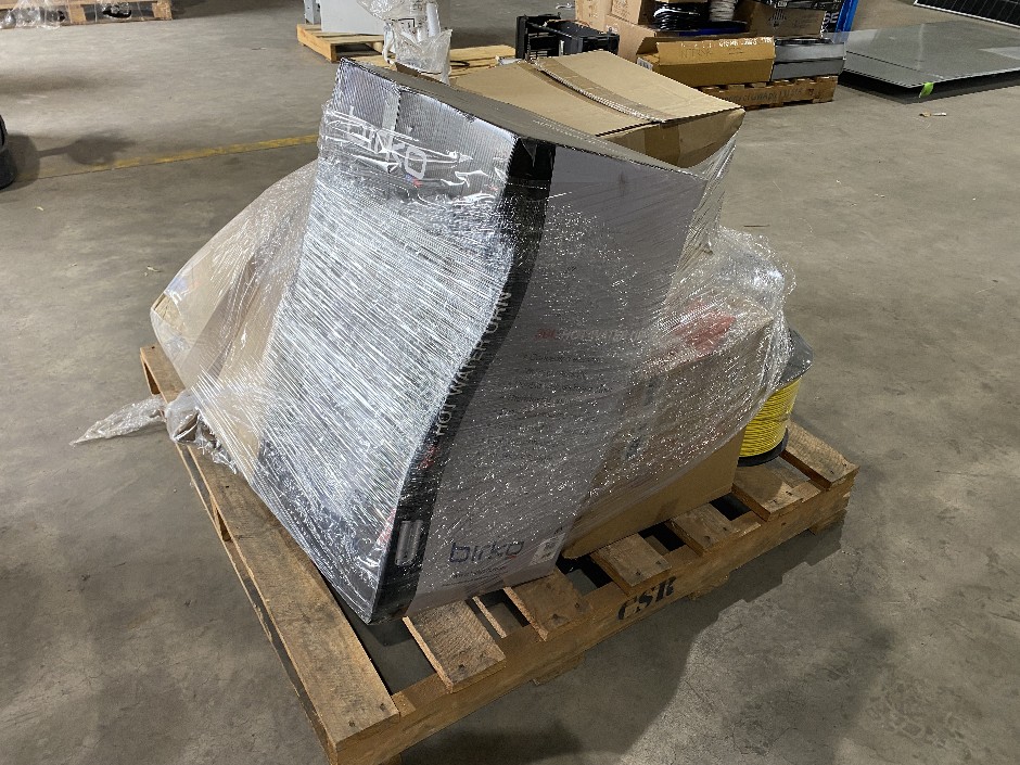 Pallet of Assorted Items