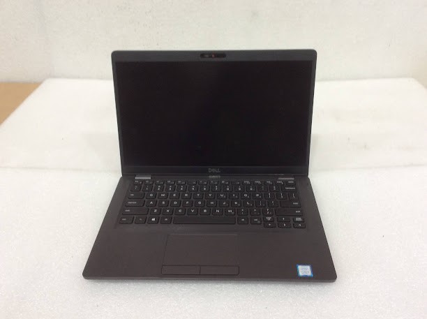 DELL Latitude 5400 Laptop i5-8350U 4GBRAM/128GB Black