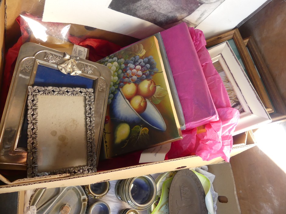 Antique & Vintage Ceramics And Collectables